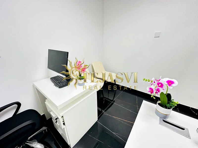 ارفع من مستوى عملك مع مكتب مفروش بالكامل63619848945794112