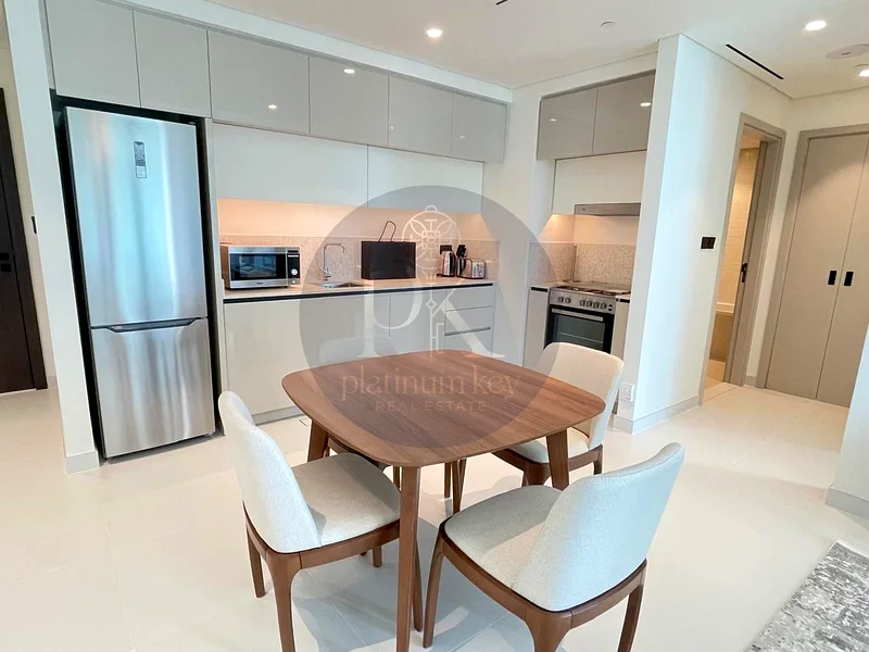 Sea View | Ful|y Furnished | Fully Upgraded | Spacious Unit63733794582147112