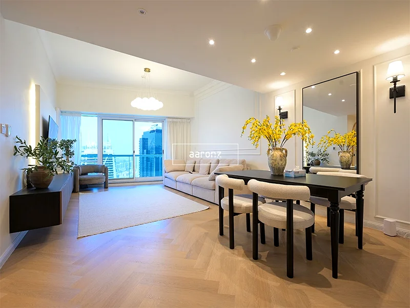 Fully Upgraded | Near to Metro | Full Lake View63988330294787112