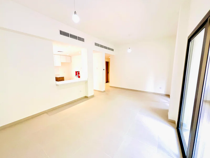 LUXURY ONE BEDROOM WITH BALCONY GARDEN VIEW CLOSE TO SCHOOLS63725277108994113