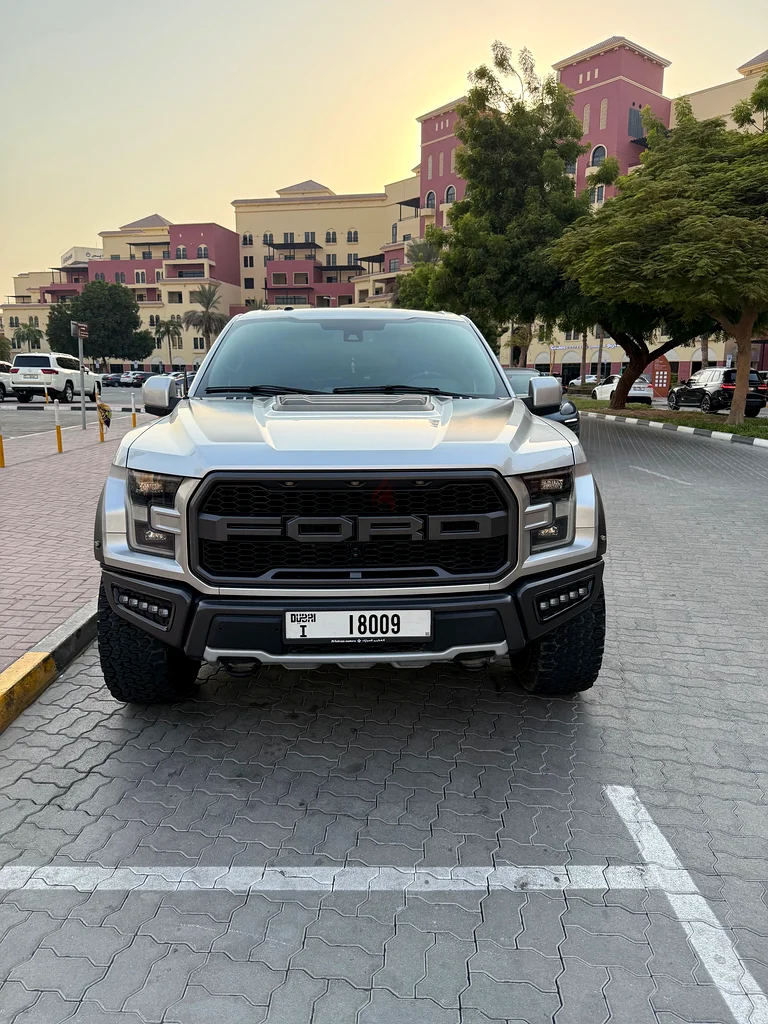 Ford F-150 Raptor 2018 GCC - Agency Warranty May 2027 - Service Contract May 202663612082479617112
