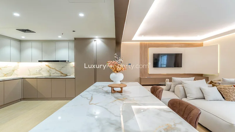 Turn Key PH | Private Pool | Marina View63937052340481114