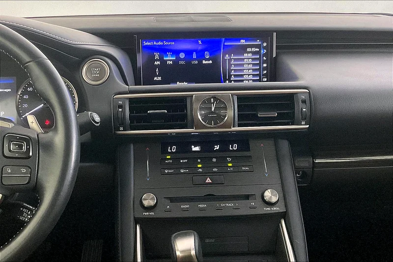 2019 لكزس IS350 بلاتينيوم • انخفاض كبير في السعر • 42031763612074030977114