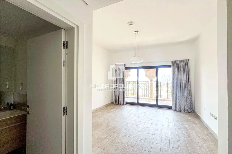 وحدة زاوية | 3 غرف نوم مع غرفة خادمة | جاهزة للانتقال الفوري63728164499203113