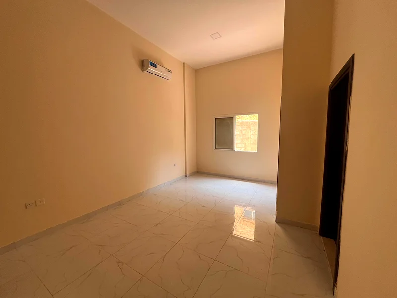 For rent, a studio with a separate kitchen, spacious areas, and a distinguished location close to services63722544057987113