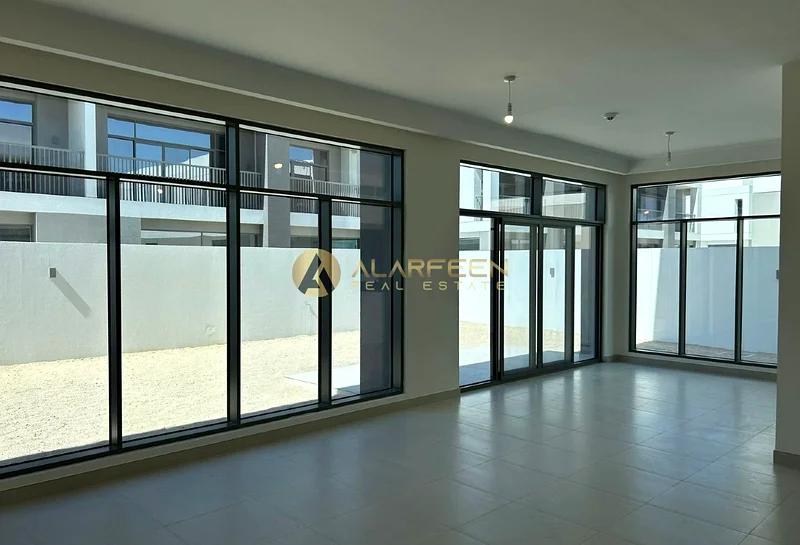 Semi Detached | Beach Front Living | Corner Unit63751983158913112