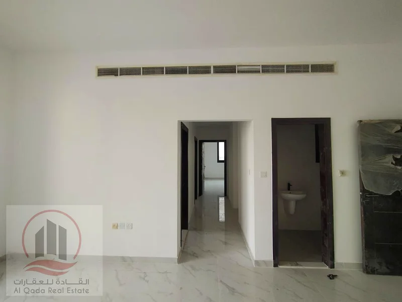 شقة واسعة للإيجار في روضة 1، غرفتين63722544221059111
