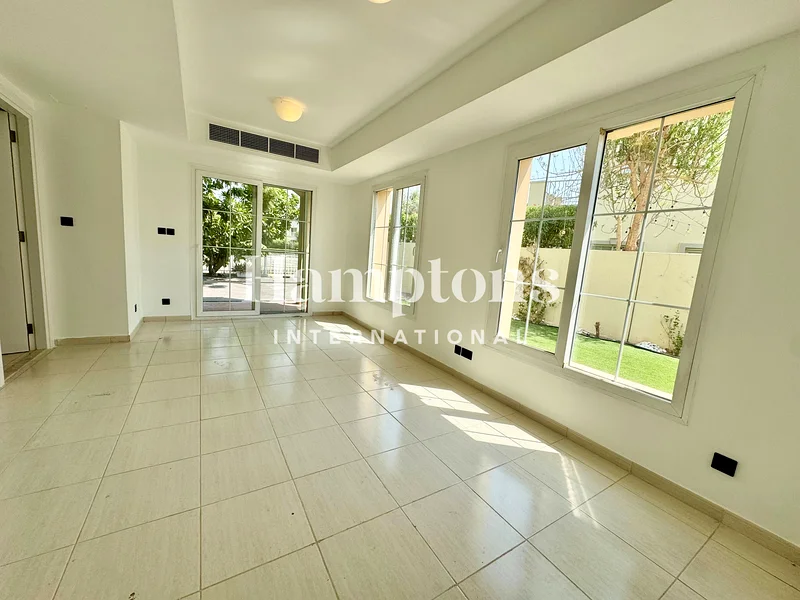 Lake View | Excusive | Multiple Options63922512678402111