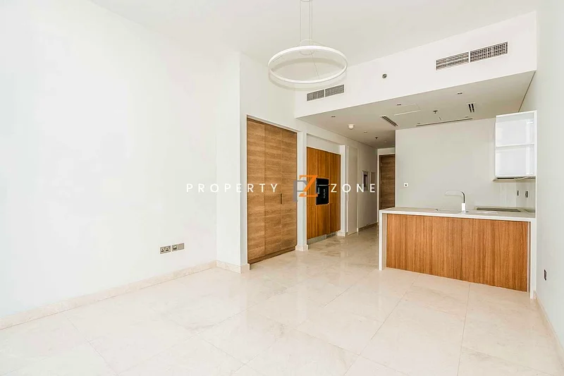 High Floor | Sea View | Modern Studio63724887746946112