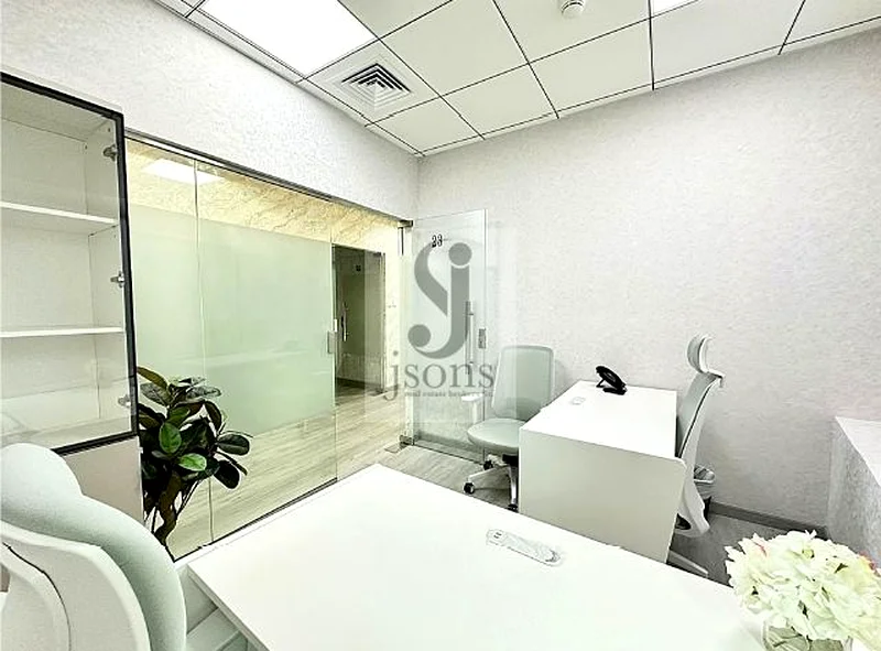 طابق عالي | مجهز بالكامل | بالقرب من مترو خليج الأعمال63620939686018111