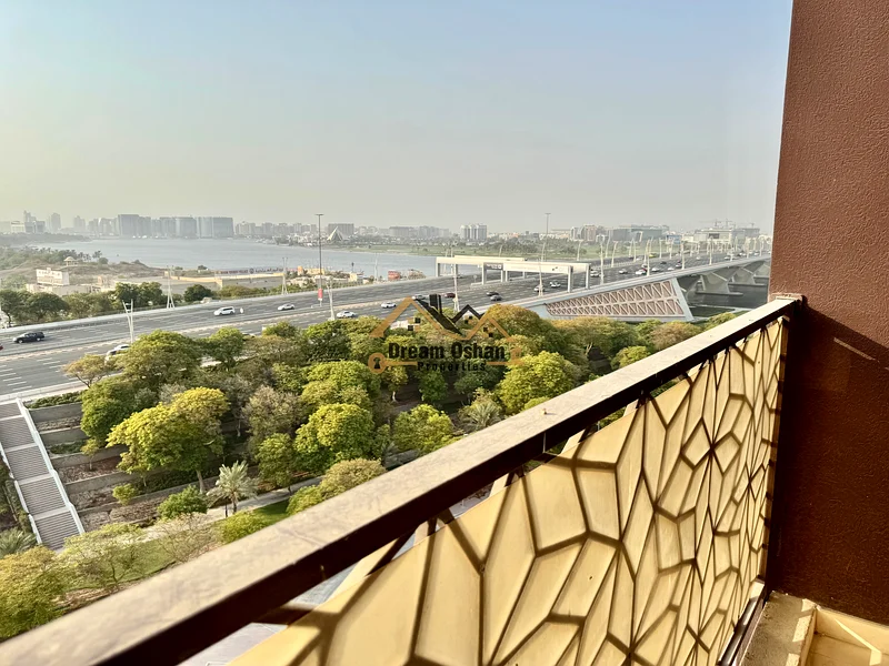 شقة فاخرة بجودة عالية وبتصميم أنيق مع منظر جانبي مزدوج 2 غرفة نوم 120 ألف درهم63728265742722112