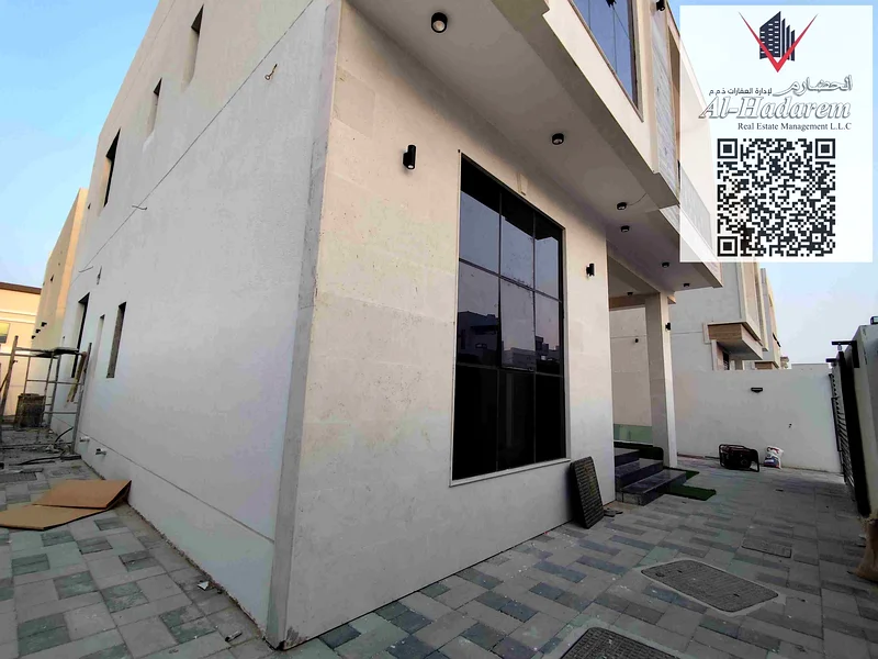فيلا تجمع بين الفخامة والأناقة للبيع بسعر معقول63903823444866114