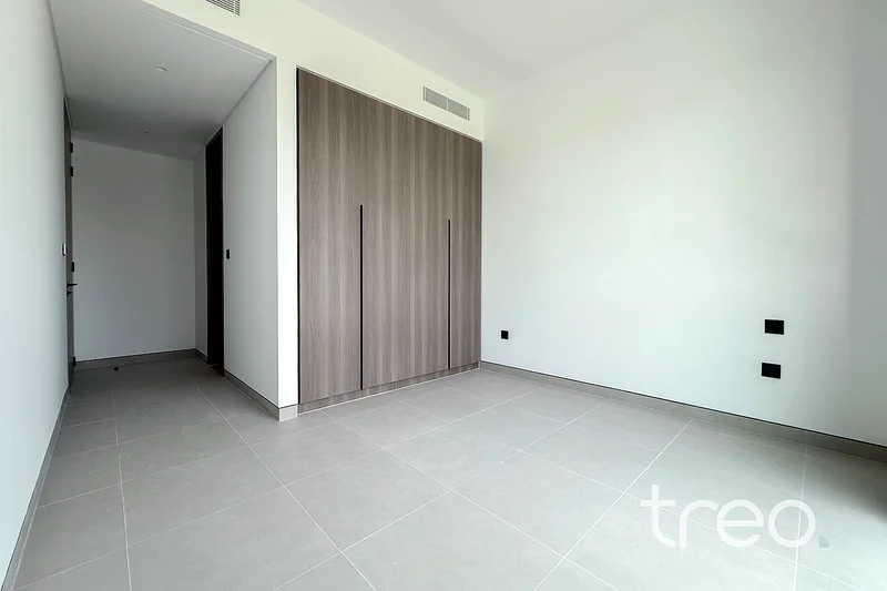Keys in hand | Private | Close to park63735490705538113