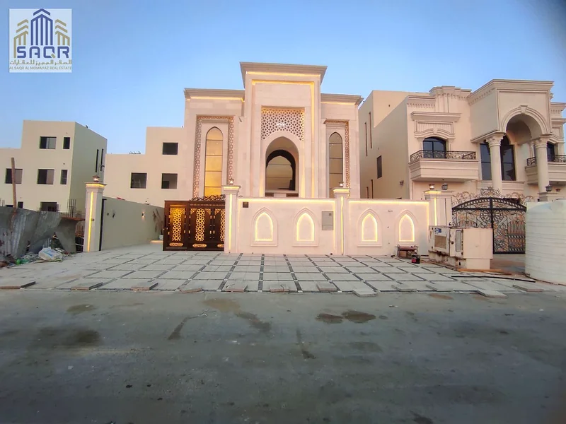 Classic villa for sale / freehold for all nationalities / price includes registration and ownership fees63911404029314111