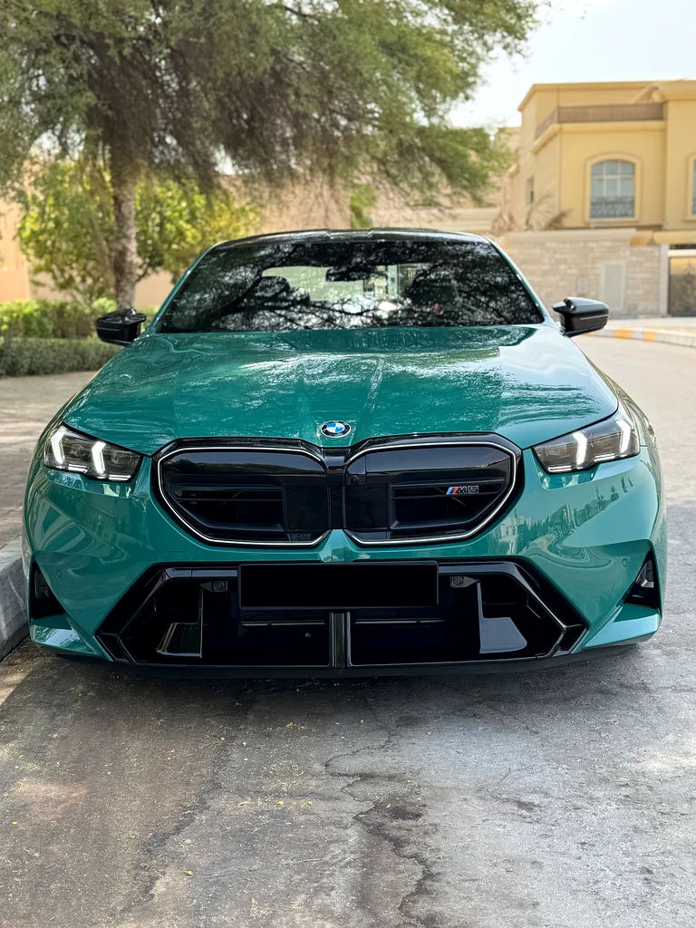 BMW M5 2026 , CERAMIC BRAKES , INDIVIDUAL GREEN COLOR , 5 YEARS SERVICE AND WARRANTY63612092091265111