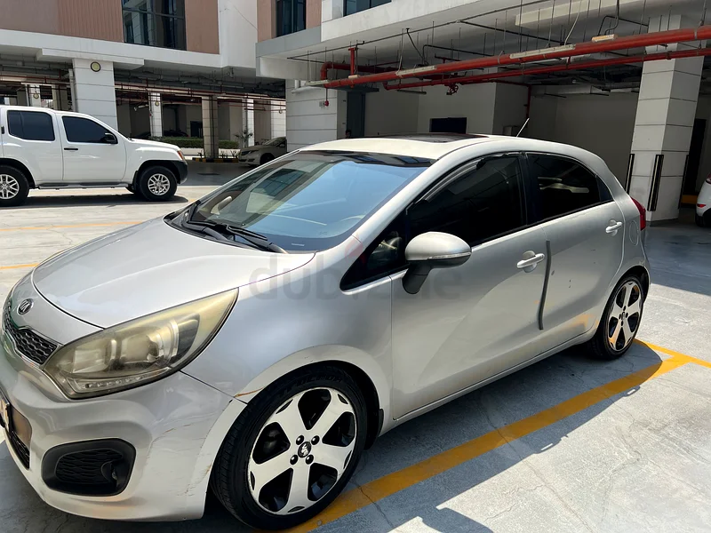 Kia Rio 2013 Hatchback – 1 year insurance and registration – Good Condition63612077493251113