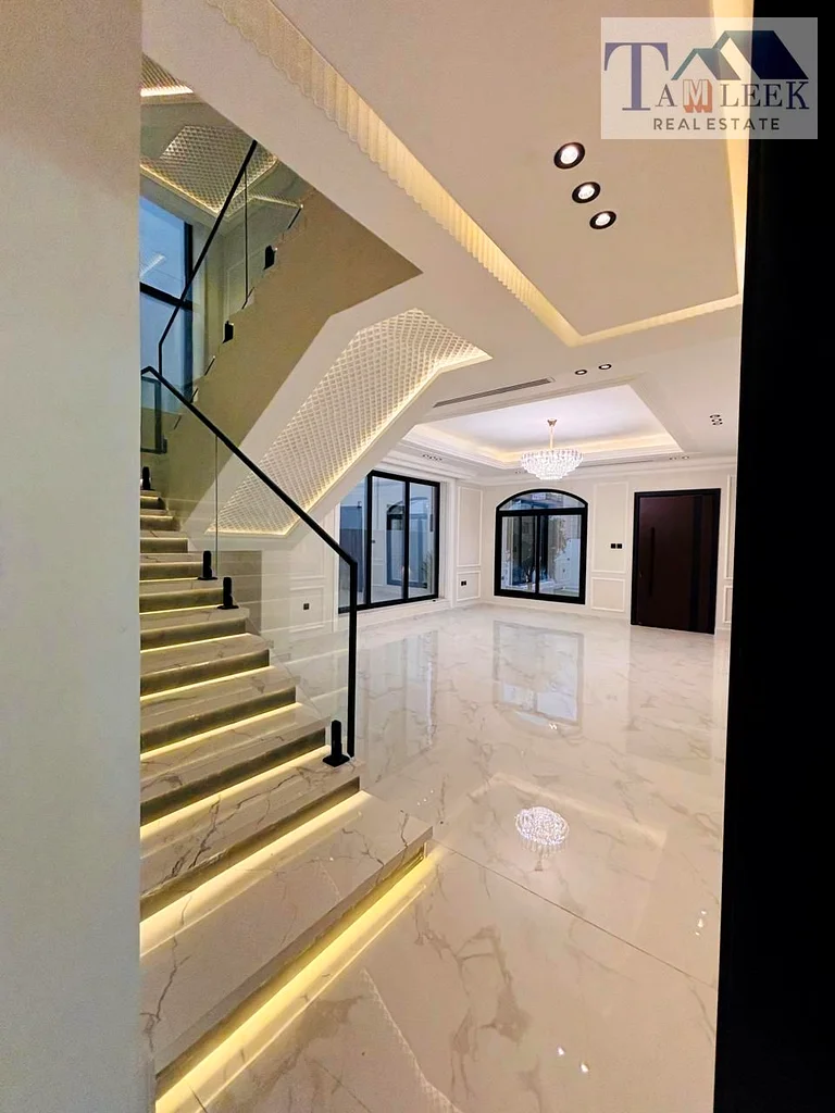 Luxury villa close to Sheikh Mohammed bin Zayed R63881804766722114