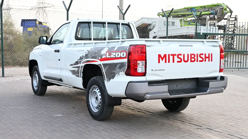 ميتسوبيشي L200 GL 2.4 لتر سكاب 4 ود 5 سرعات ديزل M-LINE (موديل 2026)63612069881090113