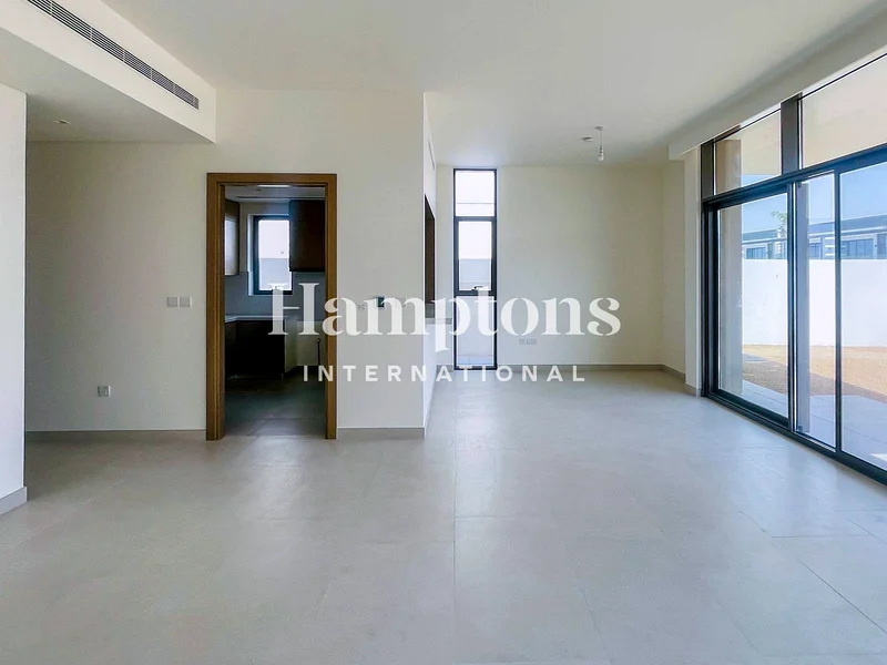 Single Row | Semi Detached | Spacious Layout63762512455938113