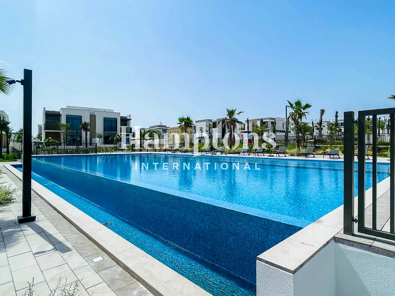 Single Row | Semi Detached | Spacious Layout63762512455938114