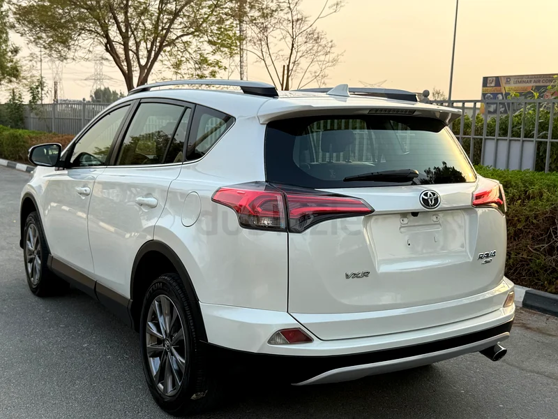 Toyota Rav4 2018 VXR GCC Top Good Condition Car63612792306177113