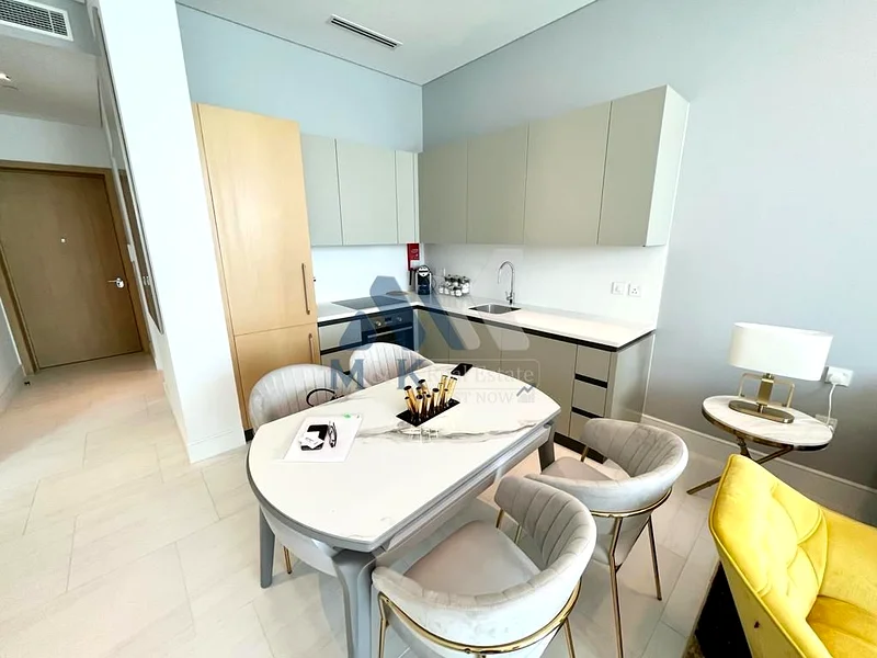 Ready-to-Move / 2 Balcony / 15K Monthly with Bills63794138985603113