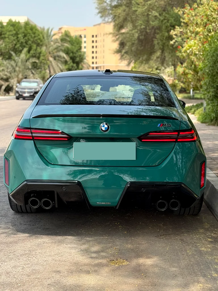 BMW M5 2026 , CERAMIC BRAKES , INDIVIDUAL GREEN COLOR , 5 YEARS SERVICE AND WARRANTY63612092091265114