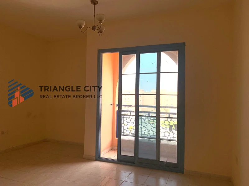 Studio/Balcony/ Persia Cluster/Available 30th Sep63741716068226113