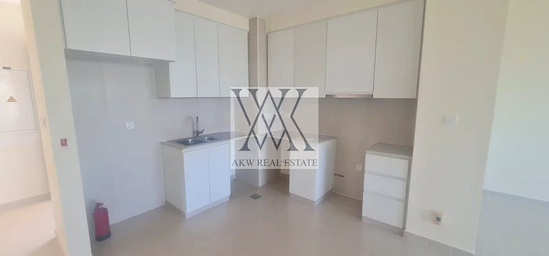 منزل مكدس من غرفتي نوم، في موقع متميز63805480300674114