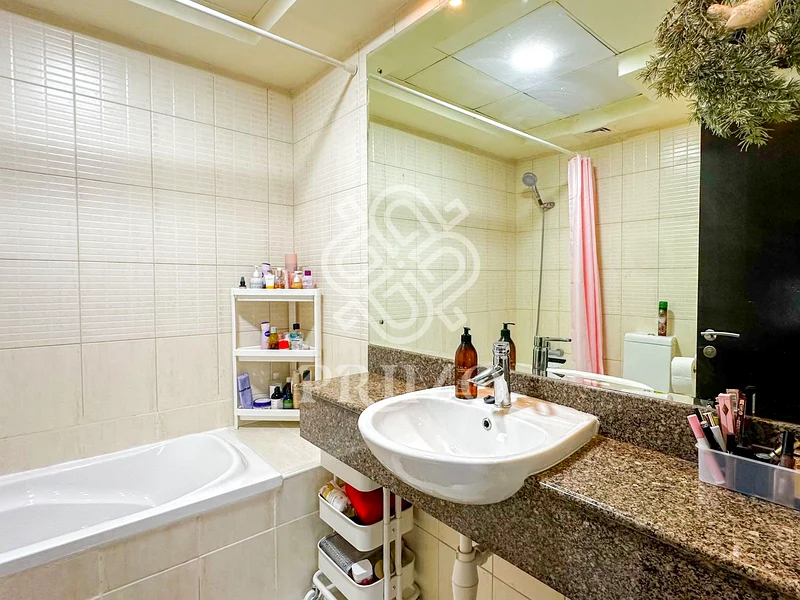 High Floor | Open View | Vacant on Transfer63988095606017114