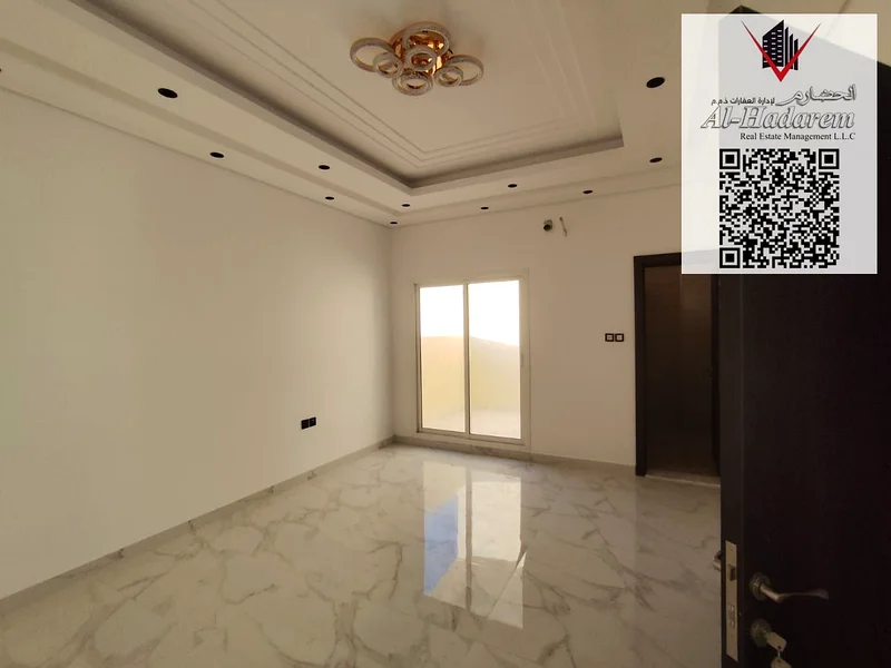 تاون هاوس فاخرة عصرية، قريبة جدًا من شارع الشيخ زايد في منطقة الهيليو.63903069503874113