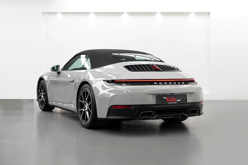 2025 PORSCHE 911 CARRERA CABRIOLET / GCC / LOW MILEAGE  / SOFT TOP CONVERTIBLE / DEALER WARRANTY63612076478083113