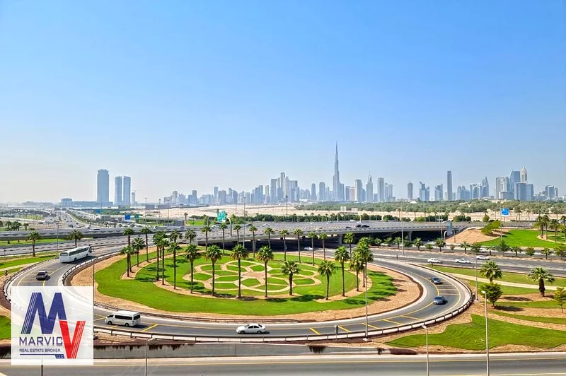 إطلالات على وسط المدينة / تخطيط واسع / مؤجر حتى نوفمبر63998219865859110