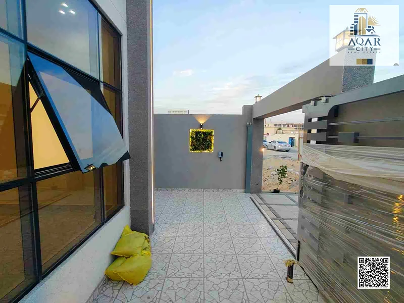 ** Strategic location near all services **  
  🔹 ** Ease of access to the main roads ** (for all services)  
  🔹 ** A quiet and family neighborhood provides privacy and comfort **63903506625282112