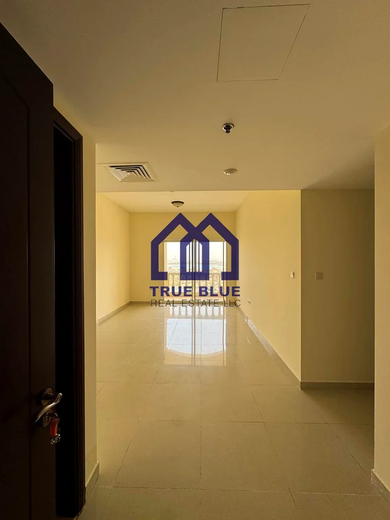منظر للملعب أو اللاغون | شقة واسعة | جاهزة الآن63814456996867111