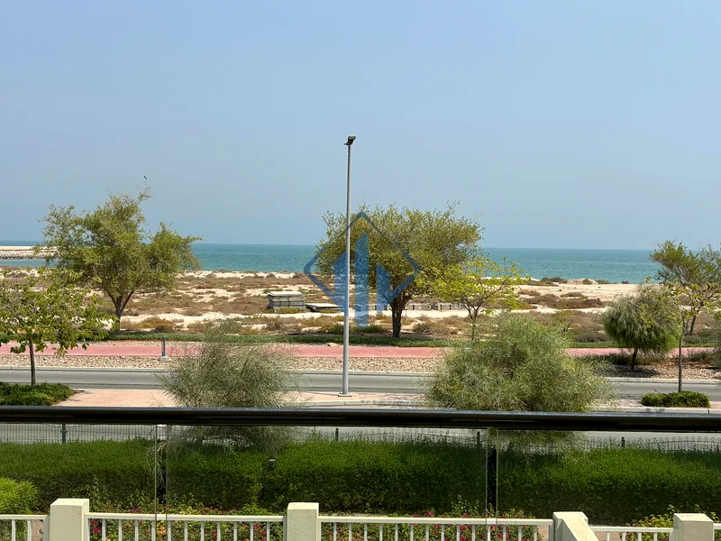 فيلا من غرفتي نوم بالقرب من المسبح والشاطئ بإطلالة على البحر63813840275458114