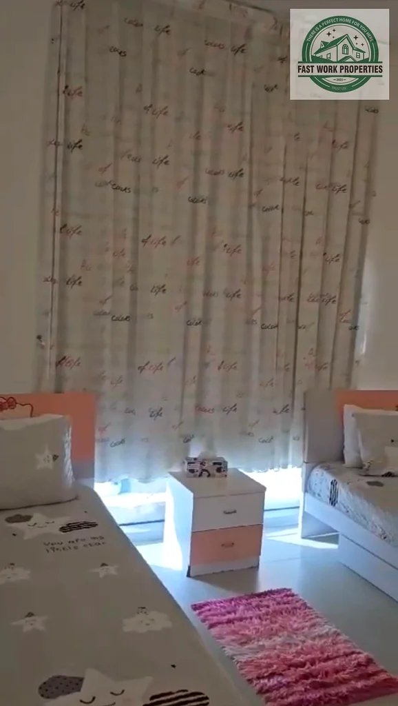 | HUGE LAYOUT | VACANT  | READY TO MOVE |63751581513474112