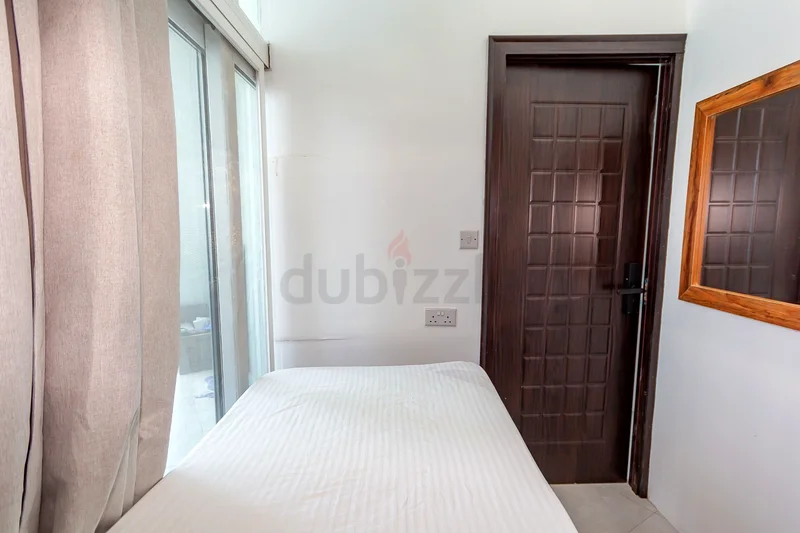 Cozy Partition at Tecom close to Metro Station63624810056707111