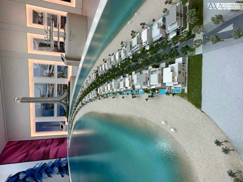 7 Bed Coral Living | Above 50 number | Frond P63921172207617112