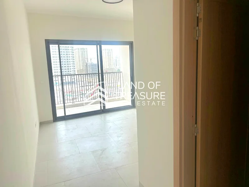 3BR + STORE ROOM | BALCONY | VACANT63766955053315111