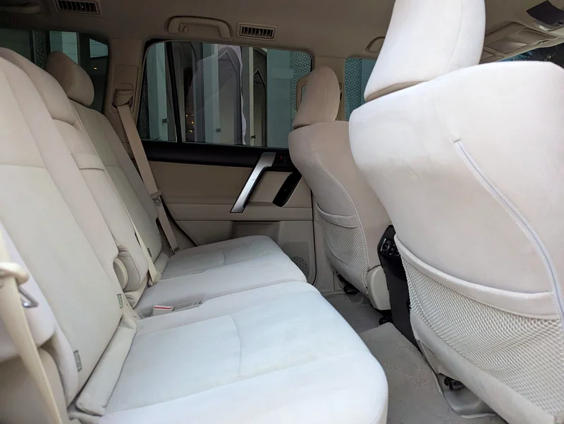 TOYOTA PRADO 2022 V4 2.7L GCC ACCIDENT FREE LOW MILEAGE IN EXCELLENT CONDITION63612451134723114