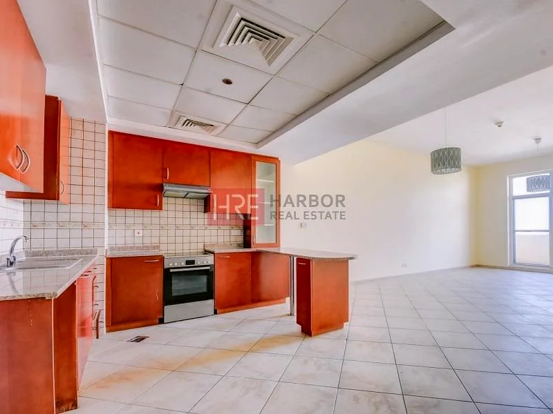 Spacious 1BR | Gated Community | Well Maintained63727973535106111