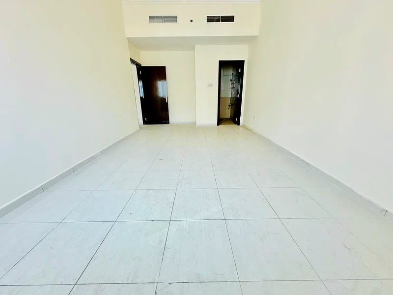 Huge Offordable Offer/So Light Full & Elegant/In Front Of Sahara/Call Me Now63812229594499111