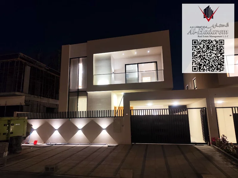 فيلا جديدة بالكامل للبيع في الهيليو 2:63903069494273112