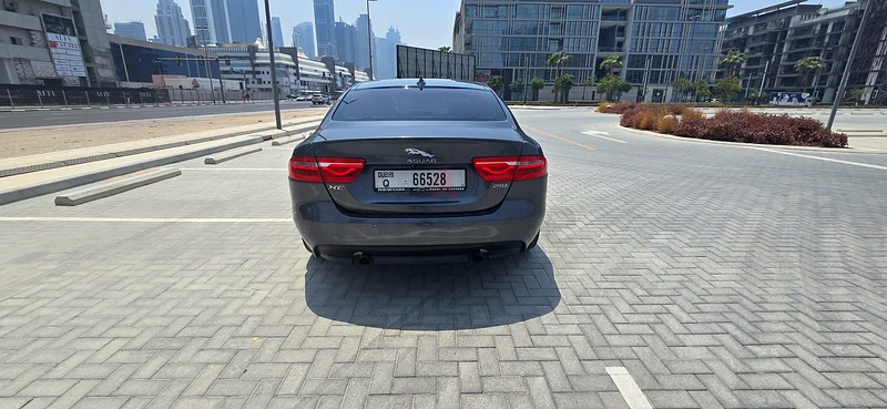 Jaguar XE 2016 Grey on Basket63613735390083114
