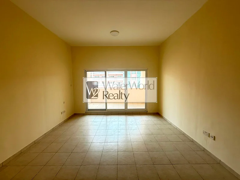 مطبخ مفتوح مع شرفة - جاهز للانتقال63729679583107113