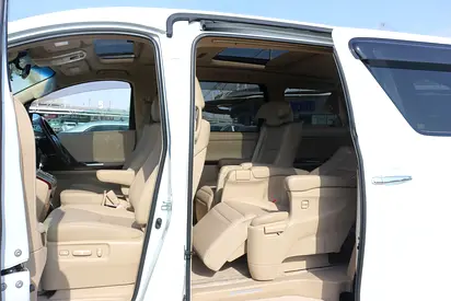 2012 Toyota ALPHARD photo 9