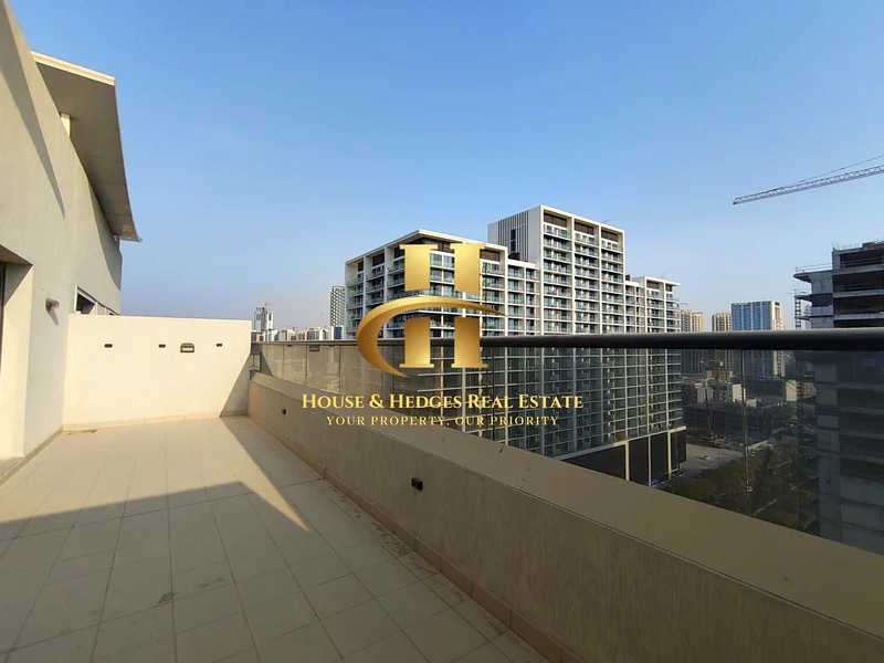 High Floor | Huge Size | Ready To Move63799453065986114
