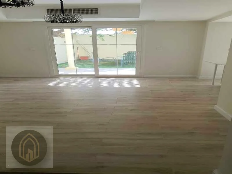 CLOSE TO LAKE |  SPECIOUS LAYOUT | SINGLE ROW63729026152451113