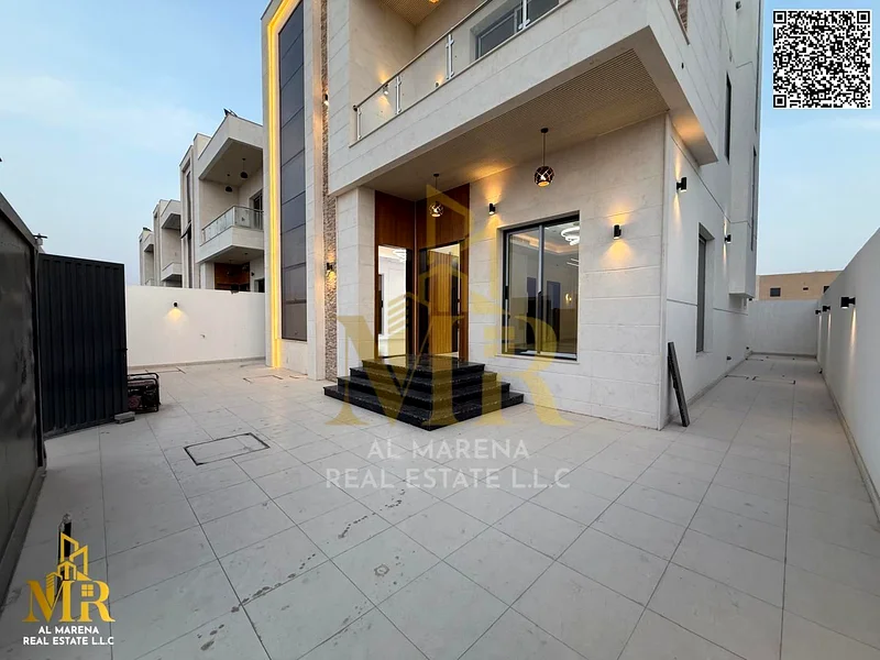 فيلا بسعر يشمل رسوم التسجيل ونقل الملكية على الشارع الرئيسي، جاهزة للسكن في أكثر مناطق عجمان رقيًا، ملكية حرة لـ63882443734914114